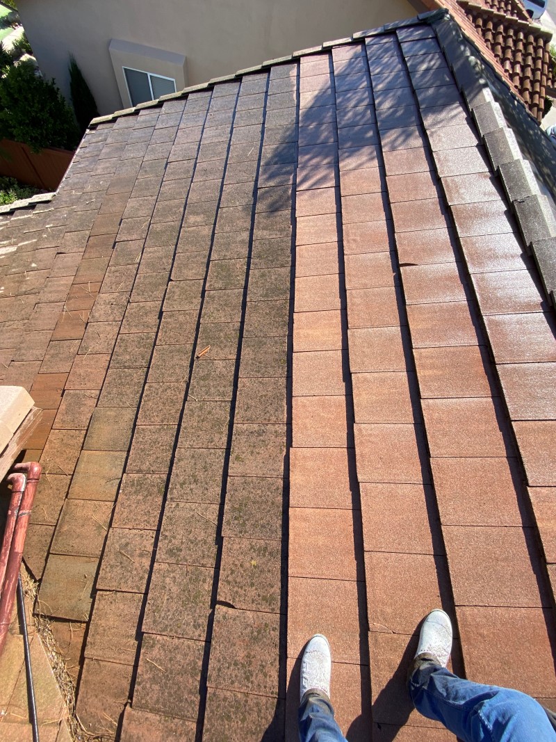 Roof cleaning service in oceanside ca