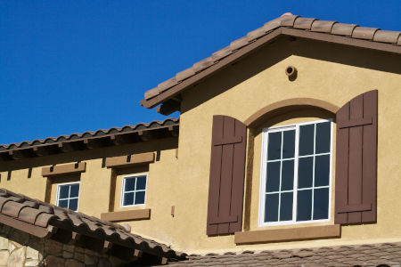 How to clean stucco