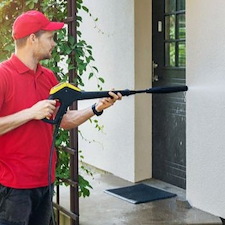 Why California’s Climate Wreaks Havoc on Stucco — and How Regular Cleaning Helps